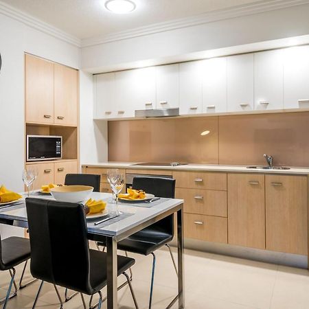Chancellor Lakeside Apartments Gold Coast Zewnętrze zdjęcie