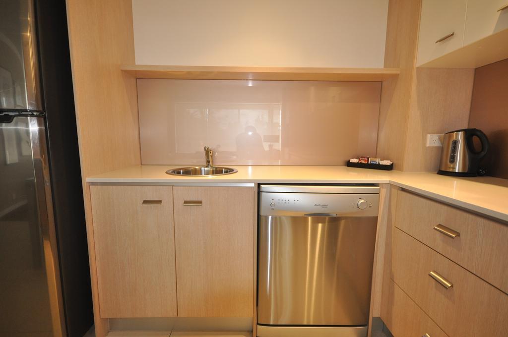 Chancellor Lakeside Apartments Gold Coast Zewnętrze zdjęcie