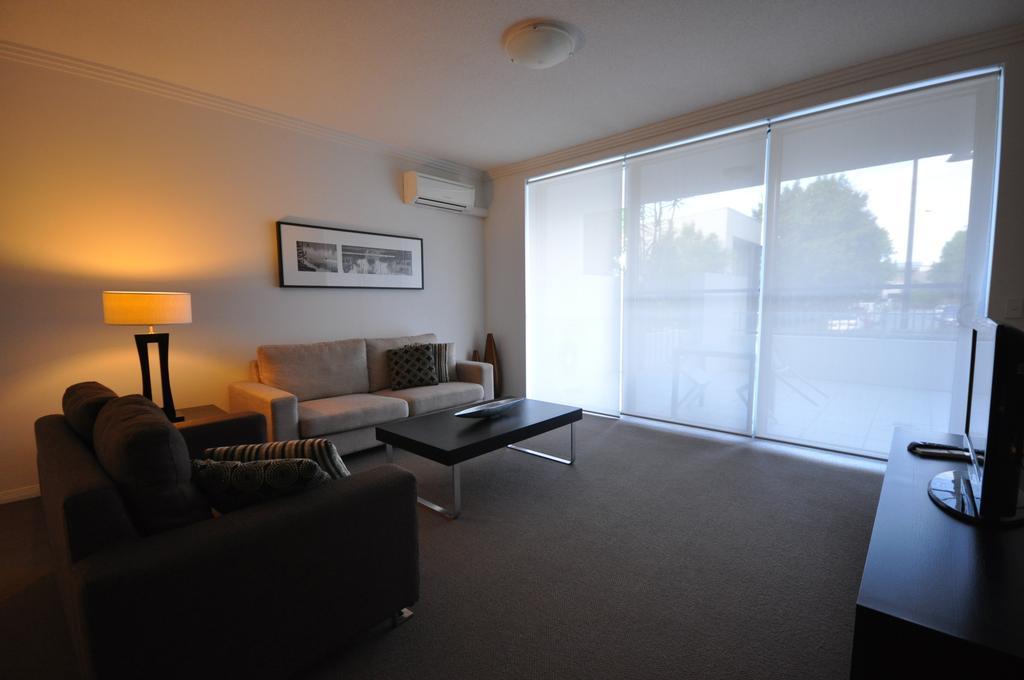 Chancellor Lakeside Apartments Gold Coast Zewnętrze zdjęcie
