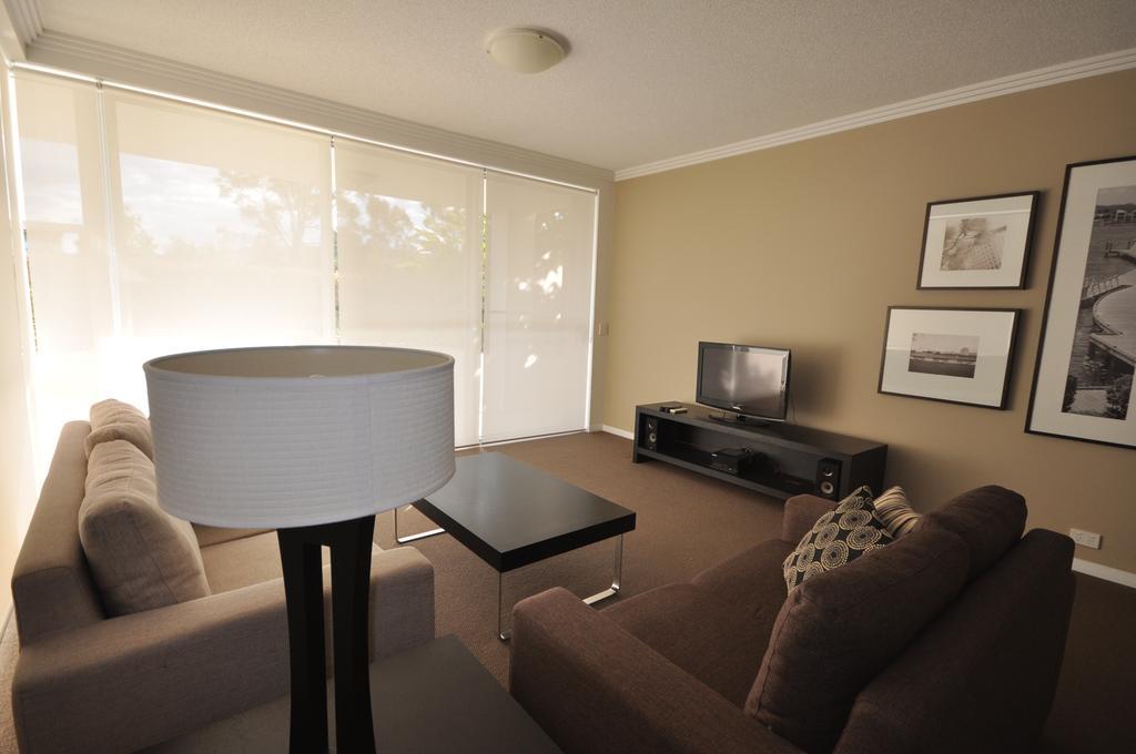 Chancellor Lakeside Apartments Gold Coast Zewnętrze zdjęcie