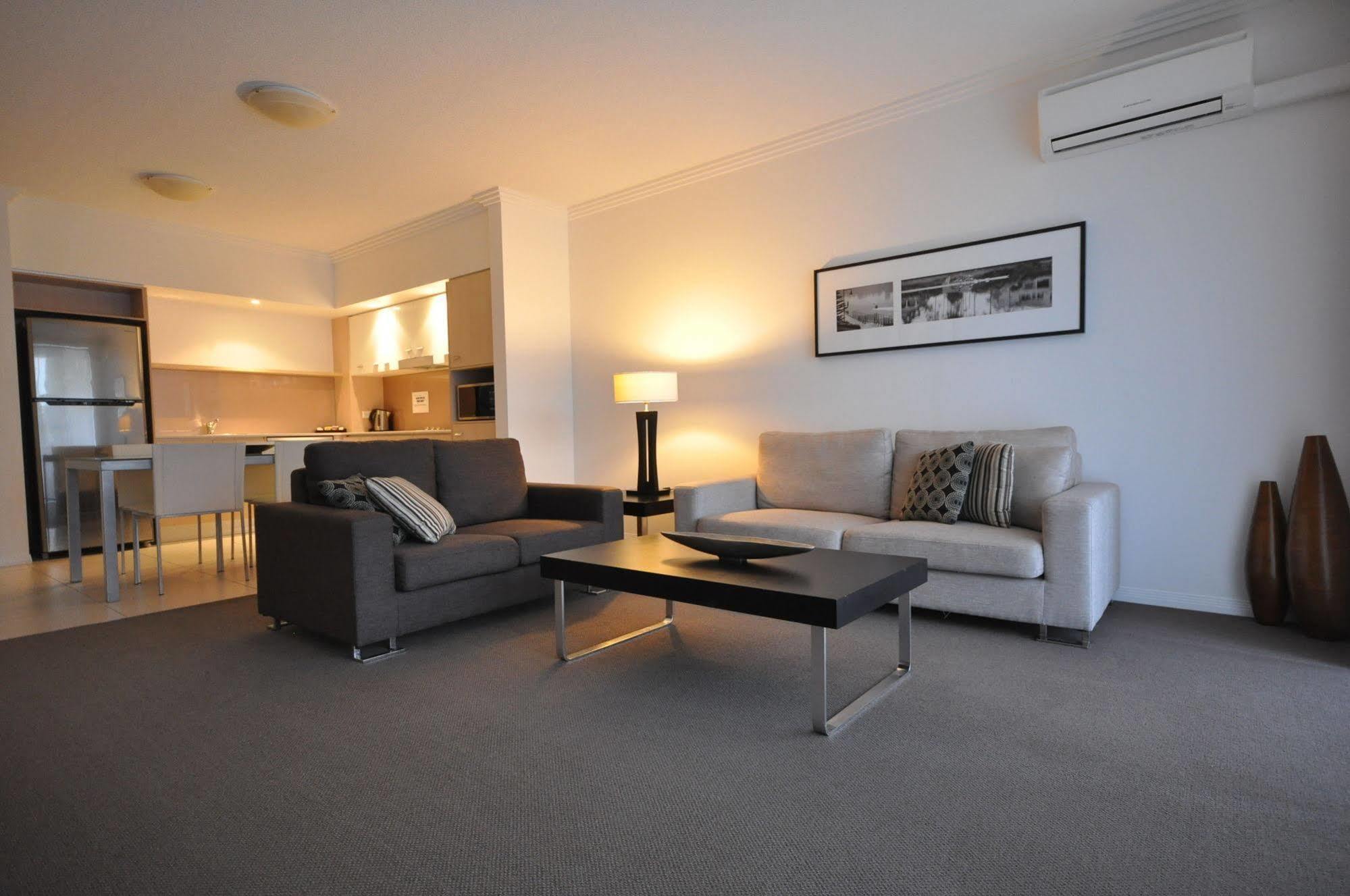 Chancellor Lakeside Apartments Gold Coast Zewnętrze zdjęcie