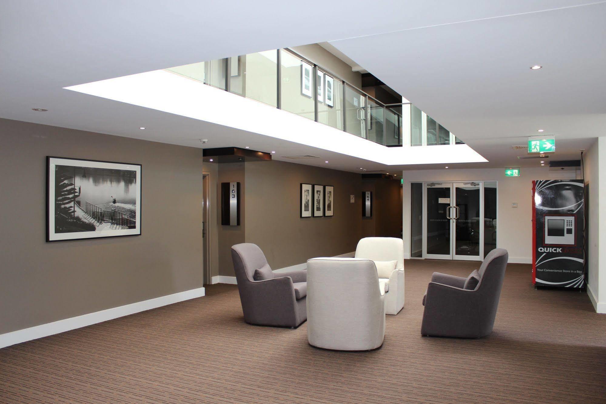 Chancellor Lakeside Apartments Gold Coast Zewnętrze zdjęcie