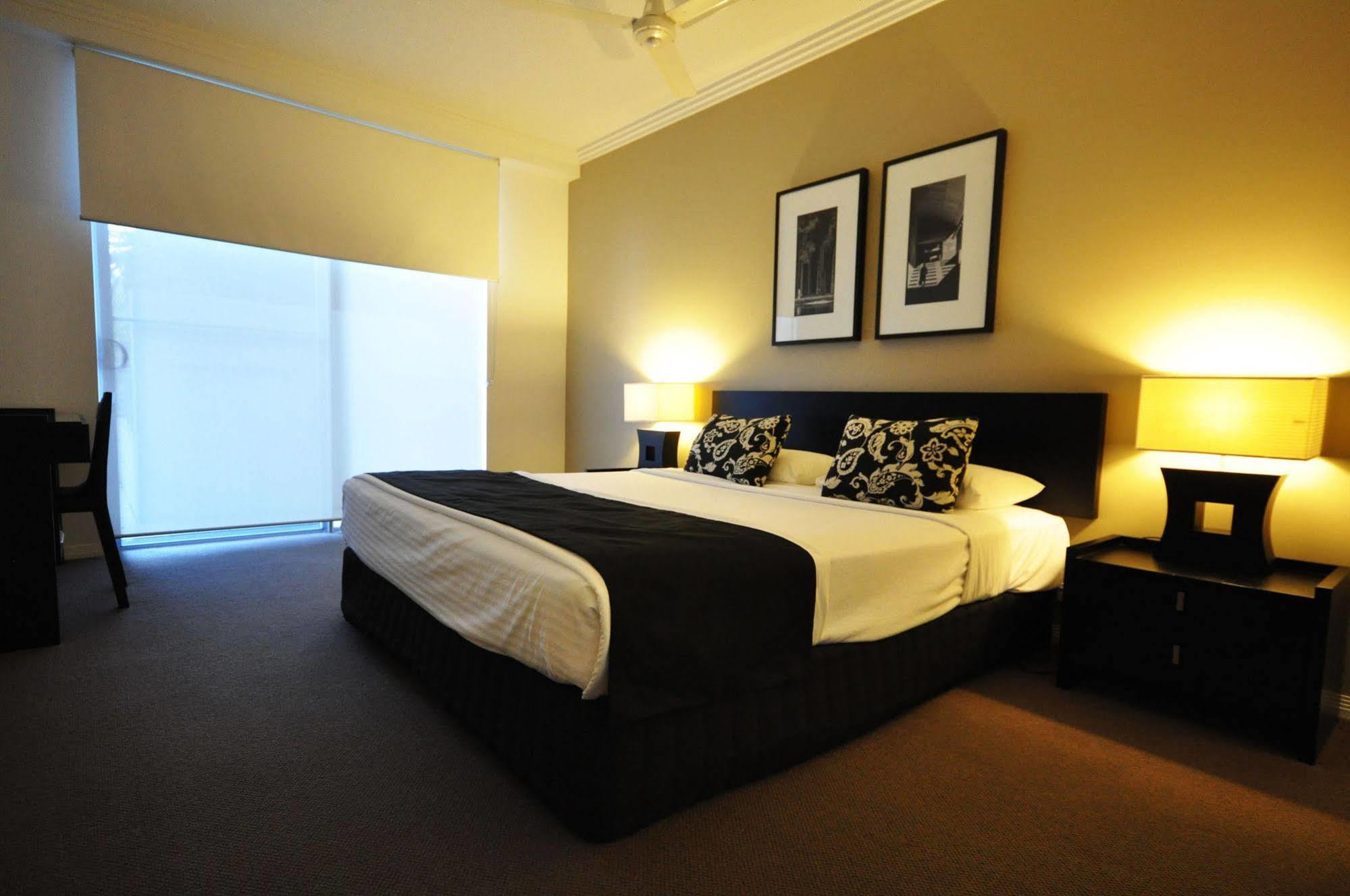 Chancellor Lakeside Apartments Gold Coast Zewnętrze zdjęcie